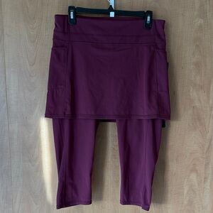 Burgundy Skirted Capri Leggings